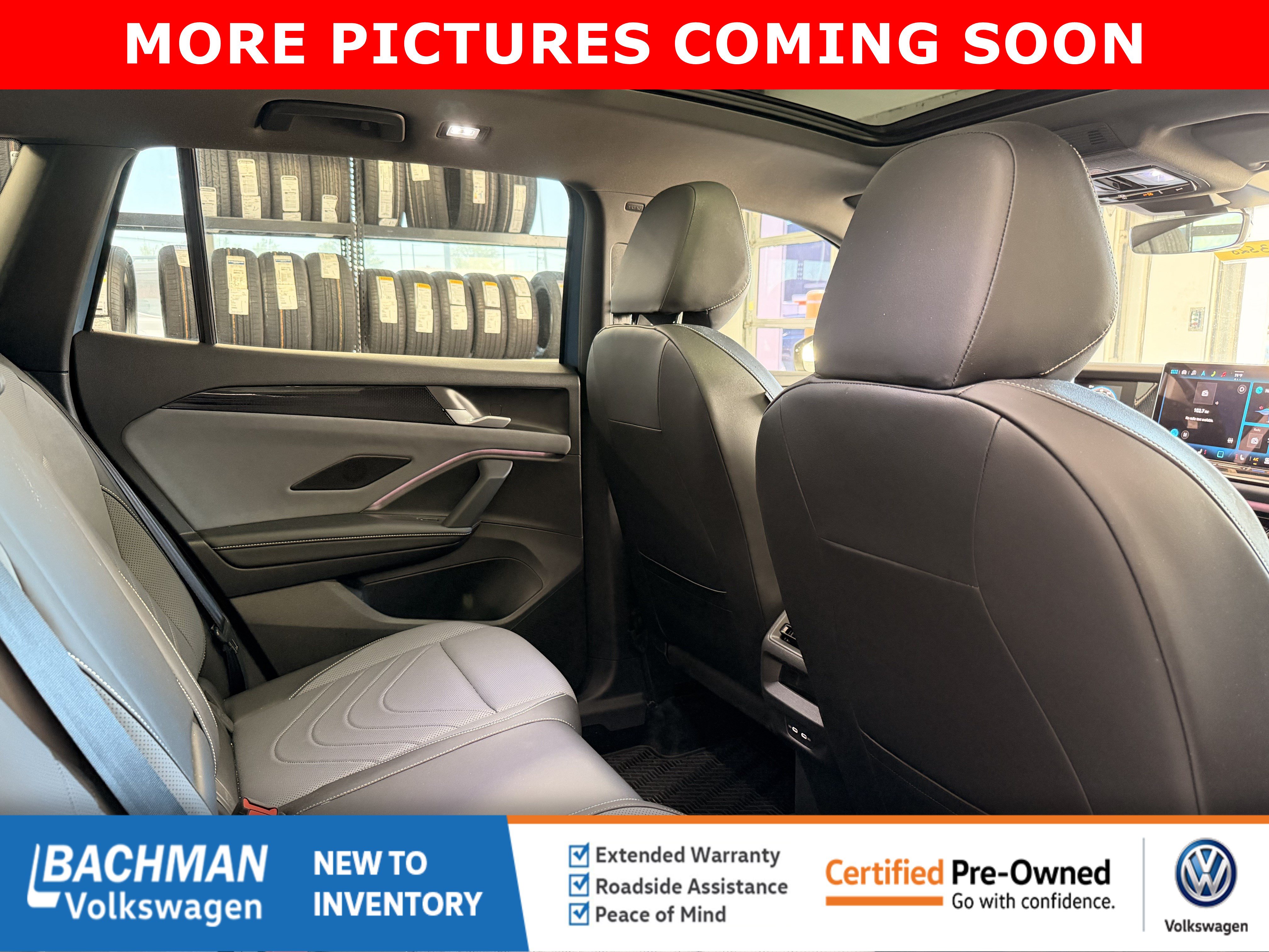 Certified 2025 Volkswagen Tiguan SE R-Line AWD/4WD image 9