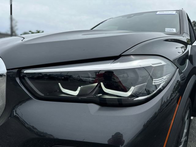 Used 2023 BMW X5 xDrive40i w/ Premium Package AWD/4WD image 10