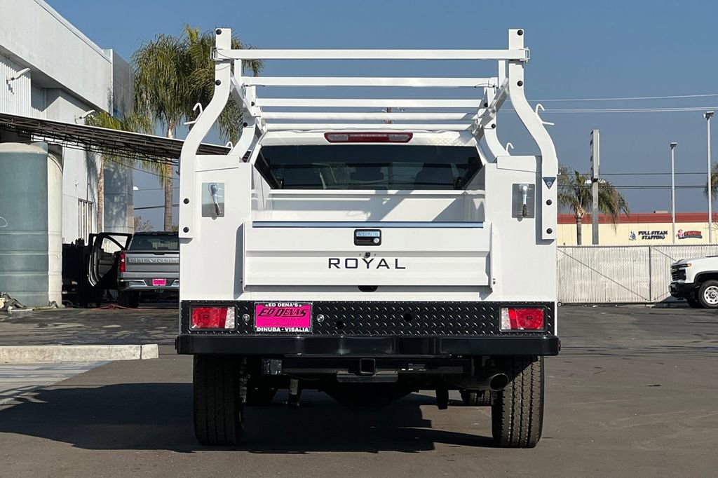 Used 2024 Chevrolet Silverado 2500 W/T w/ WT Convenience Package AWD/4WD image 5
