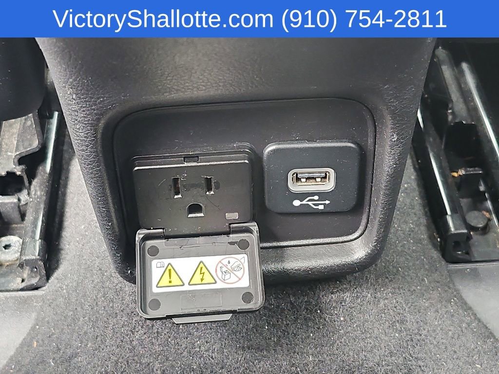 Used 2018 Jeep Compass Limited w/ Navigation Group AWD/4WD image 22