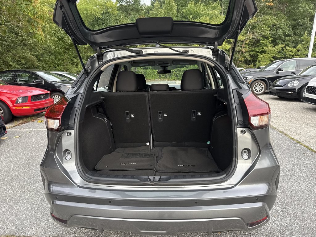 Used 2024 Nissan Kicks SV FWD image 20
