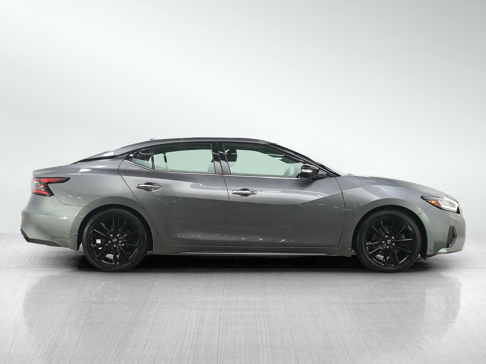 Used 2023 Nissan Maxima SL FWD image 6