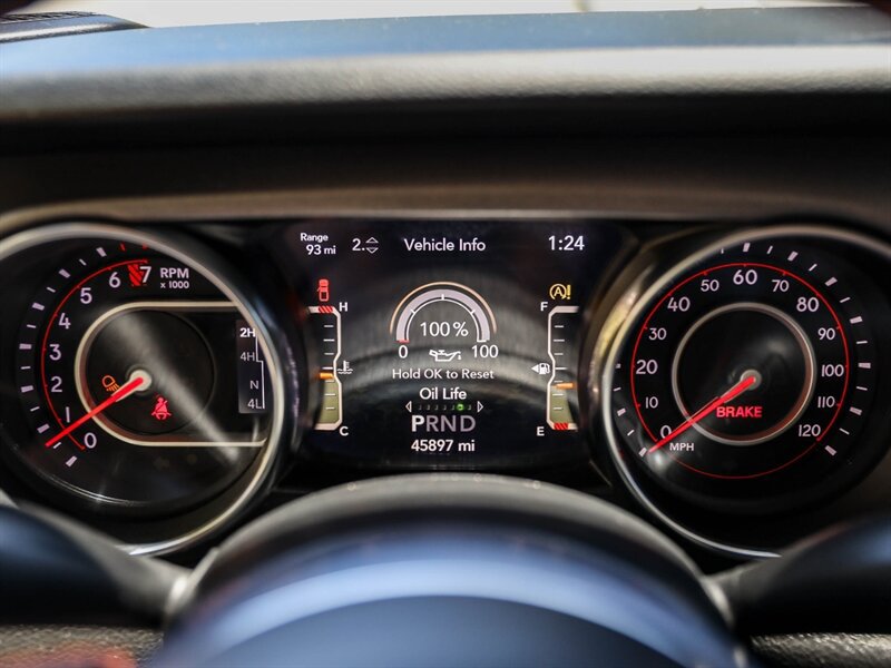 Used 2020 Jeep Gladiator Mojave w/ LED Lighting Group AWD/4WD image 28