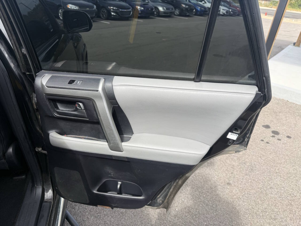 Used 2011 Toyota 4Runner SR5 w/ Premium Pkg w/Leather AWD/4WD image 16