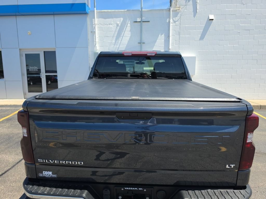 Used 2021 Chevrolet Silverado 1500 LT AWD/4WD image 6