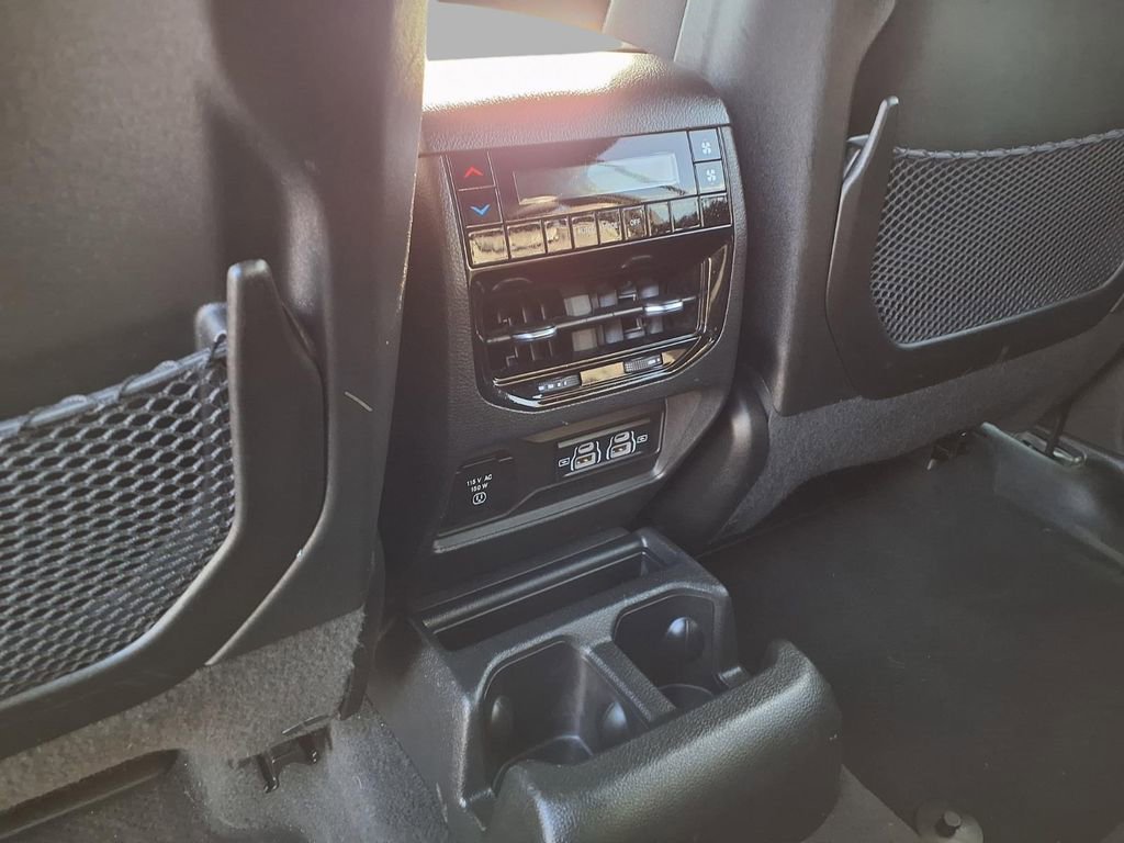 Certified 2023 Jeep Grand Cherokee L Laredo image 24