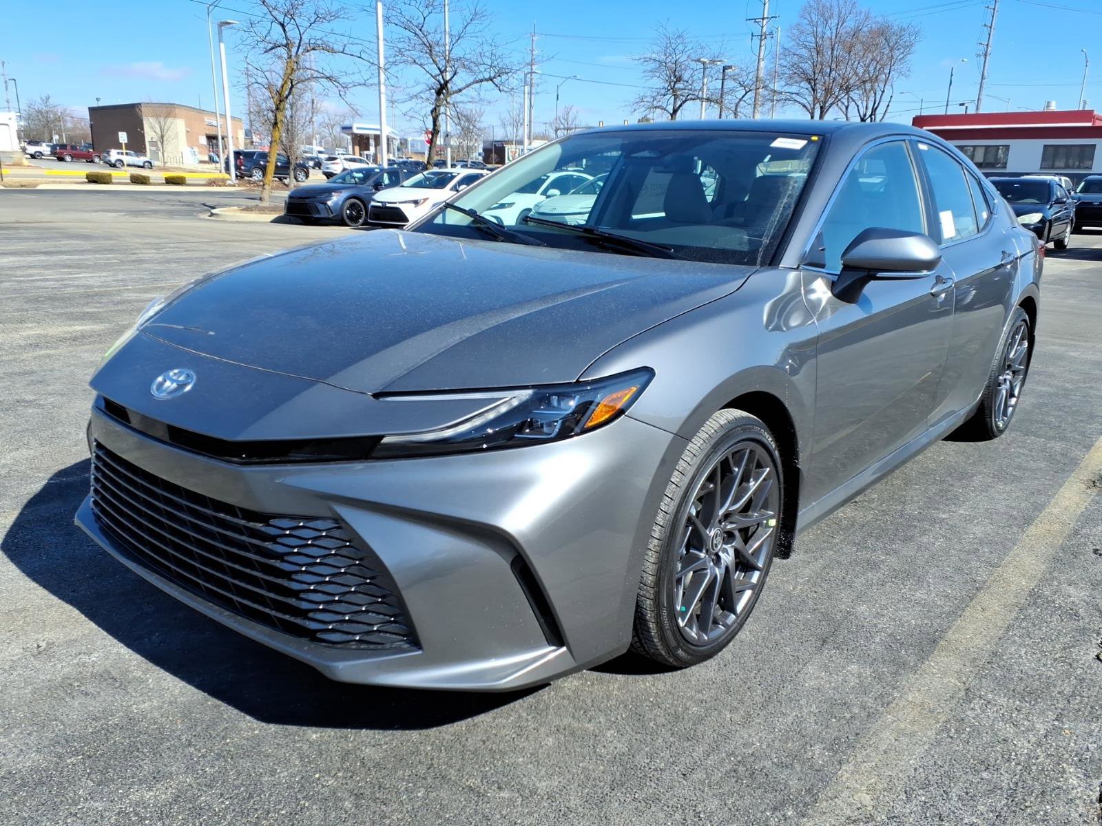 Used 2026 Toyota Camry XLE image 3