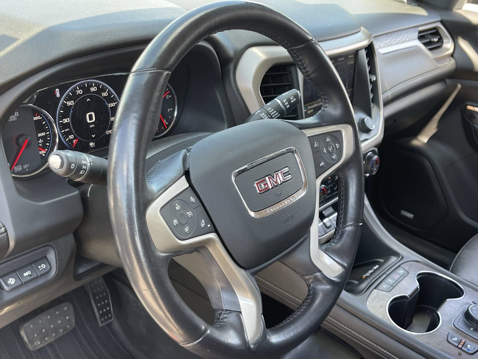 Certified 2021 GMC Acadia Denali w/ Denali Ultimate Package AWD/4WD image 25