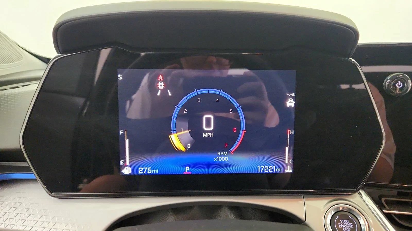 Used 2025 Chevrolet Trax LT w/ Driver Confidence Package FWD image 17