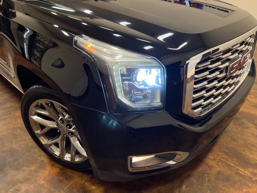 Used 2020 GMC Yukon XL Denali w/ Denali Premium Package RWD image 55