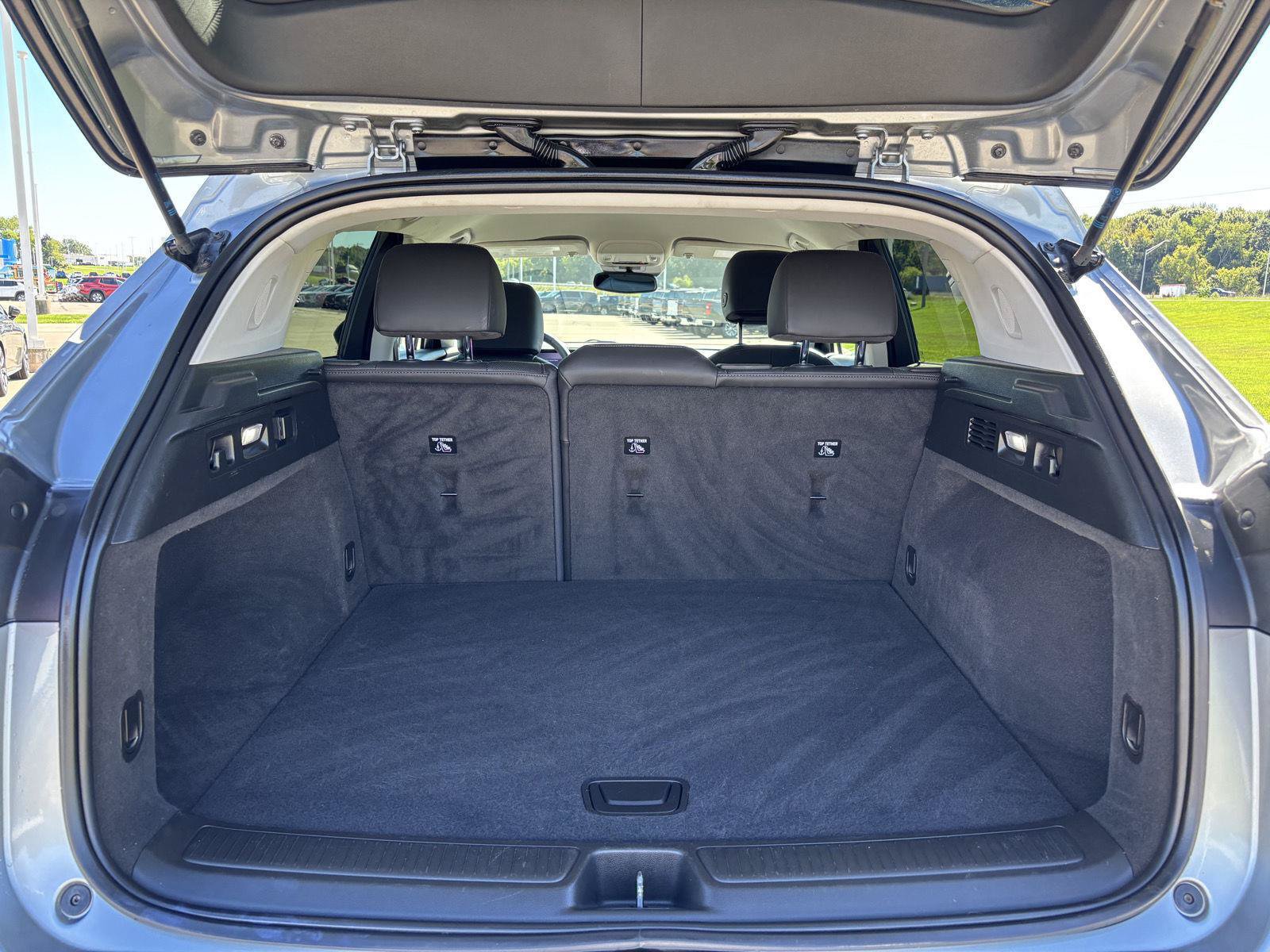 Used 2025 Buick Envision Preferred AWD/4WD image 11