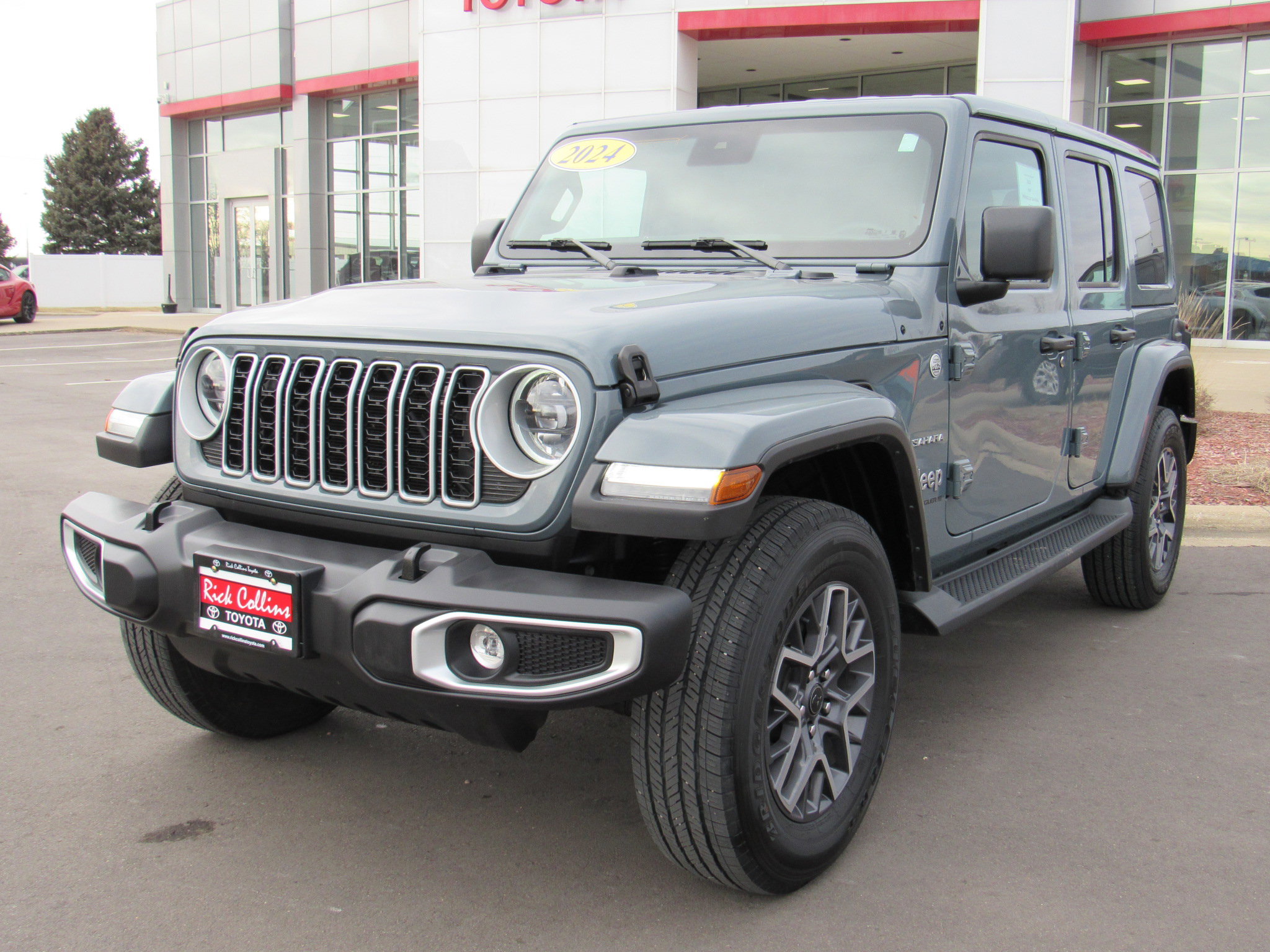 Used 2024 Jeep Wrangler Sahara w/ Safety Group image 2