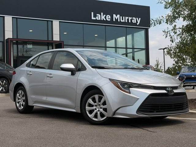 Used 2024 Toyota Corolla LE FWD image 1