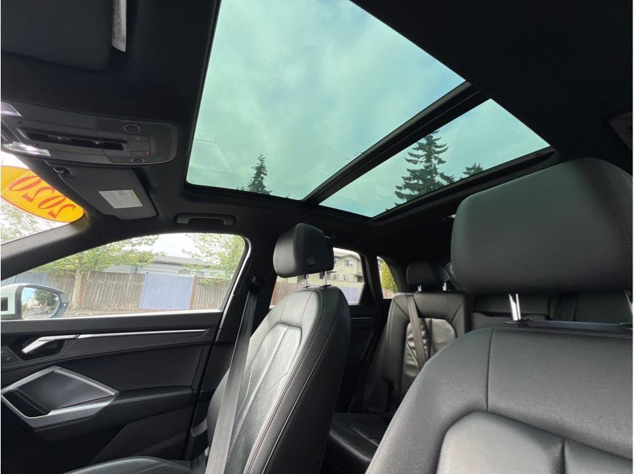 Used 2020 Audi Q3 2.0T Premium Plus w/ Premium Plus Package image 16