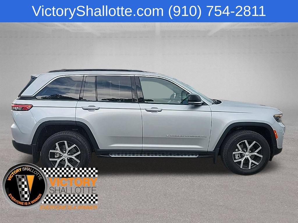 Certified 2025 Jeep Grand Cherokee Limited w/ Luxury Tech Group II AWD/4WD image 29
