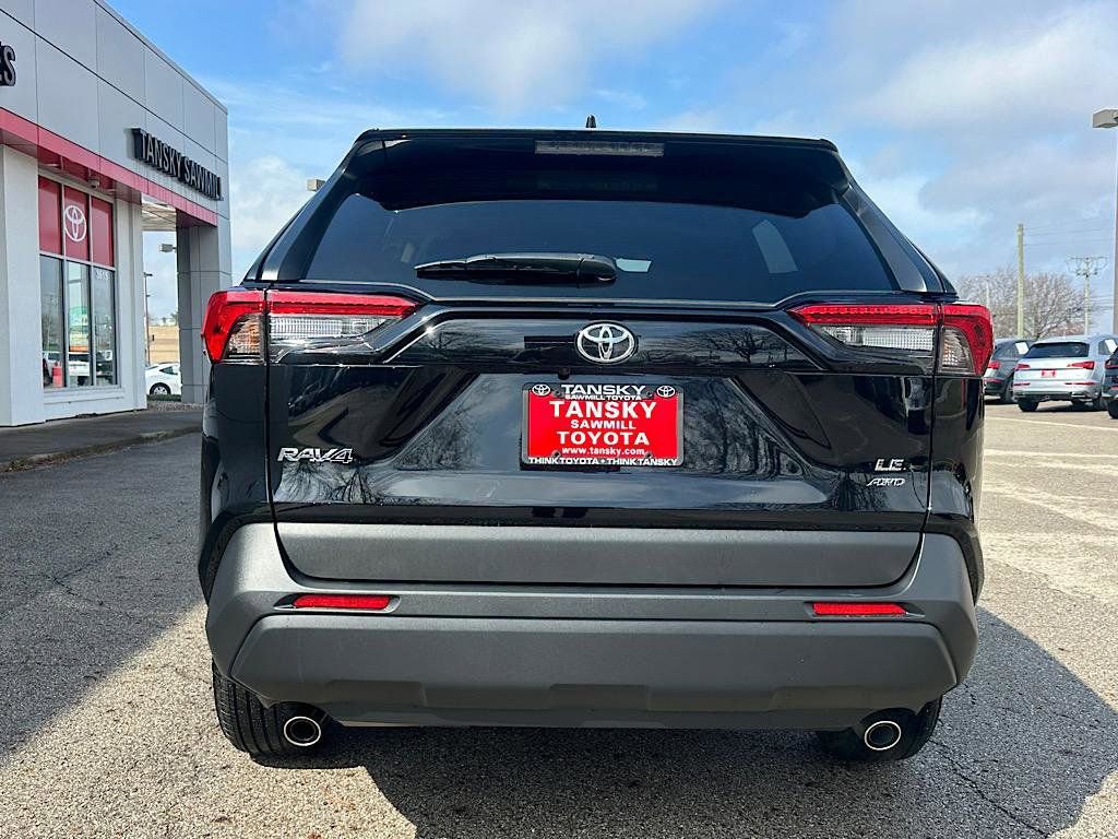Certified 2025 Toyota RAV4 LE image 4