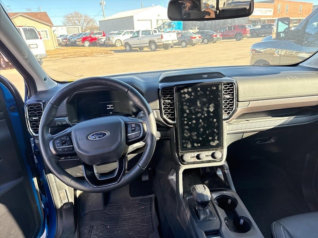 Used 2024 Ford Ranger Lariat w/ FX4 Off-Road Package image 7