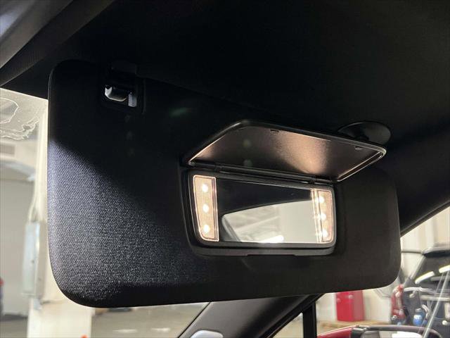 Used 2023 Cadillac XT6 Sport w/ LPO, ONYX Package image 36