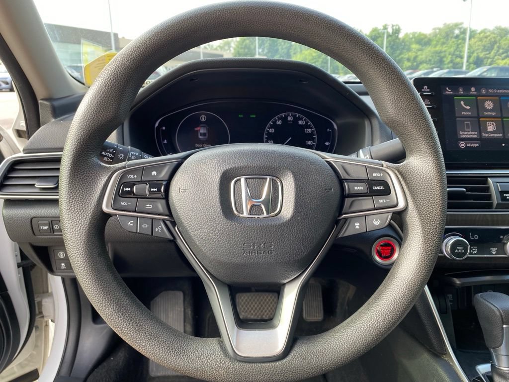 Used 2018 Honda Accord EX image 9