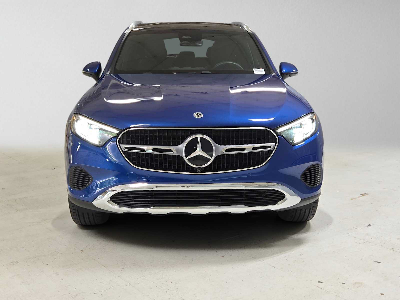 Certified 2026 Mercedes-Benz GLC 300 4MATIC image 8