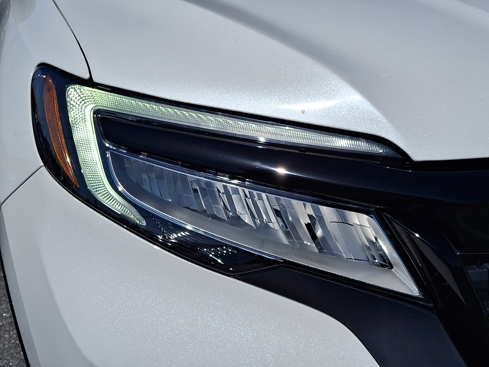 Certified 2021 Honda Passport Touring image 9