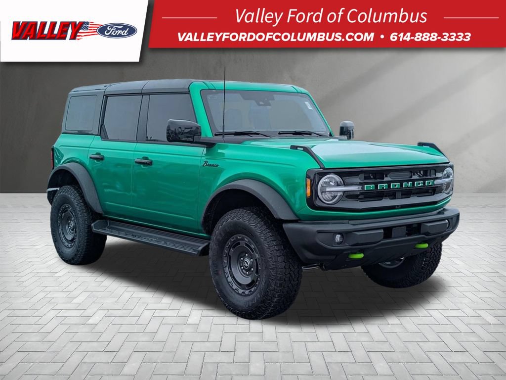 New 2025 Ford Bronco Outer Banks w/ Sasquatch Package