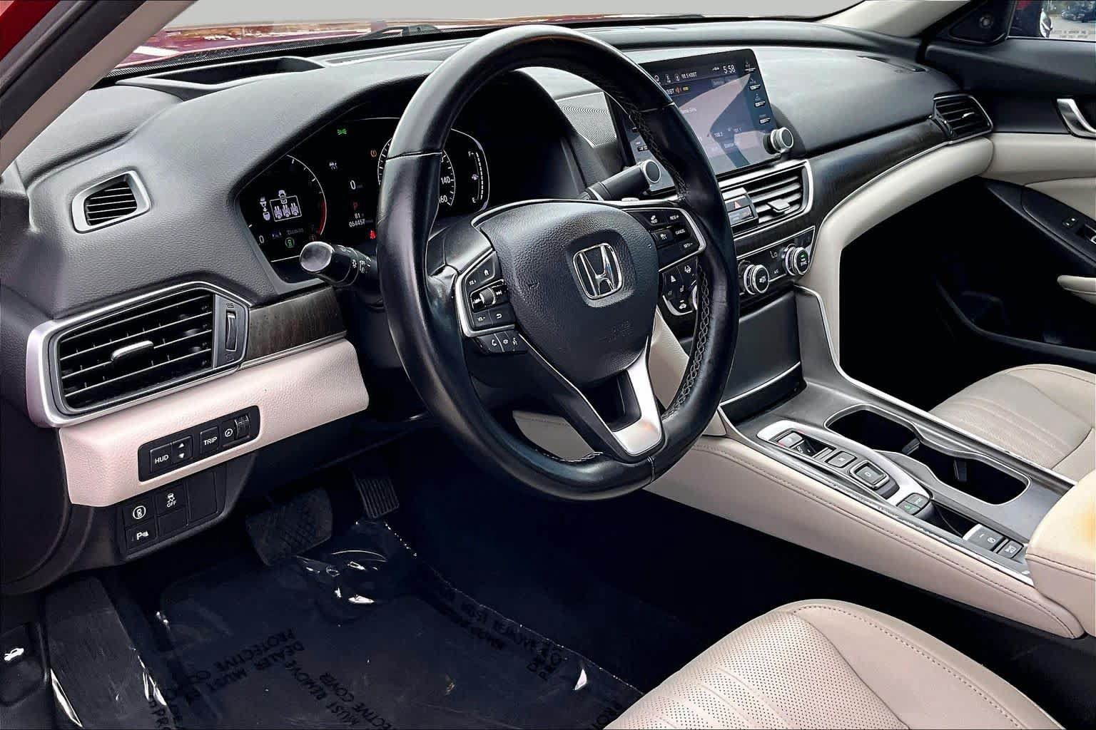 Used 2021 Honda Accord Touring image 18