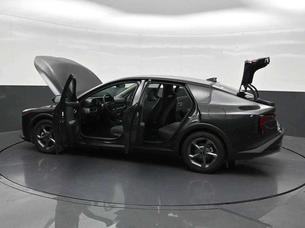 Used 2025 Kia K4 FWD image 34