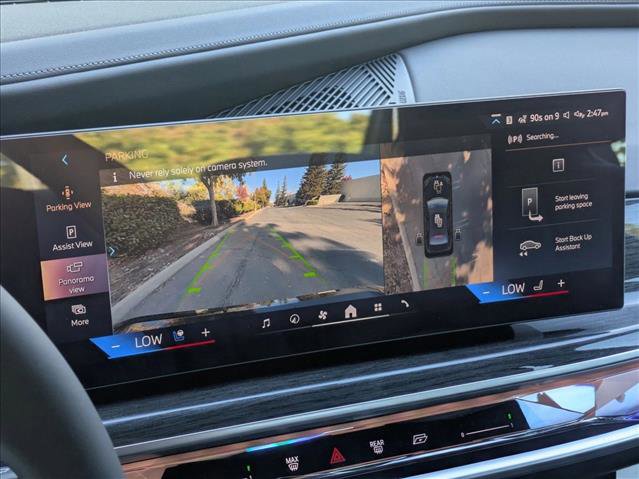 New 2026 BMW 750e xDrive image 14