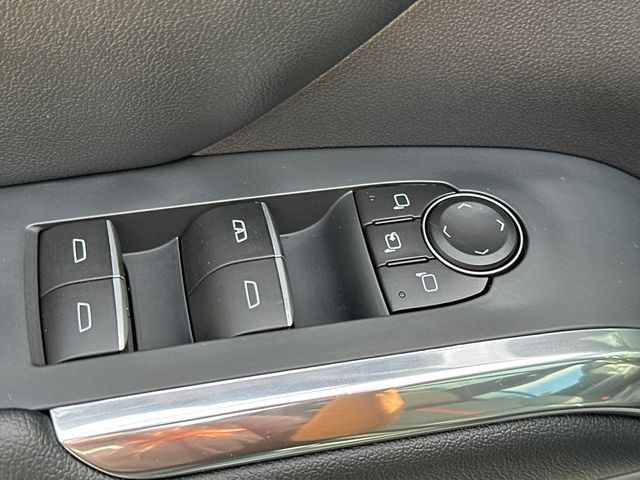Certified 2025 Chevrolet Traverse RS AWD/4WD image 29