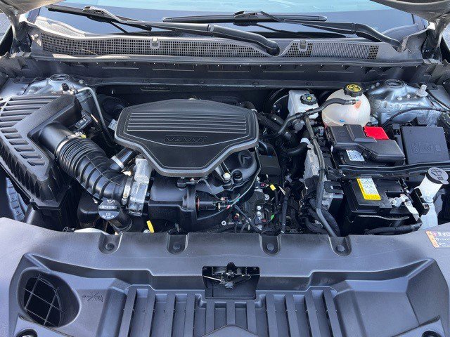 Certified 2023 Chevrolet Blazer Premier image 29