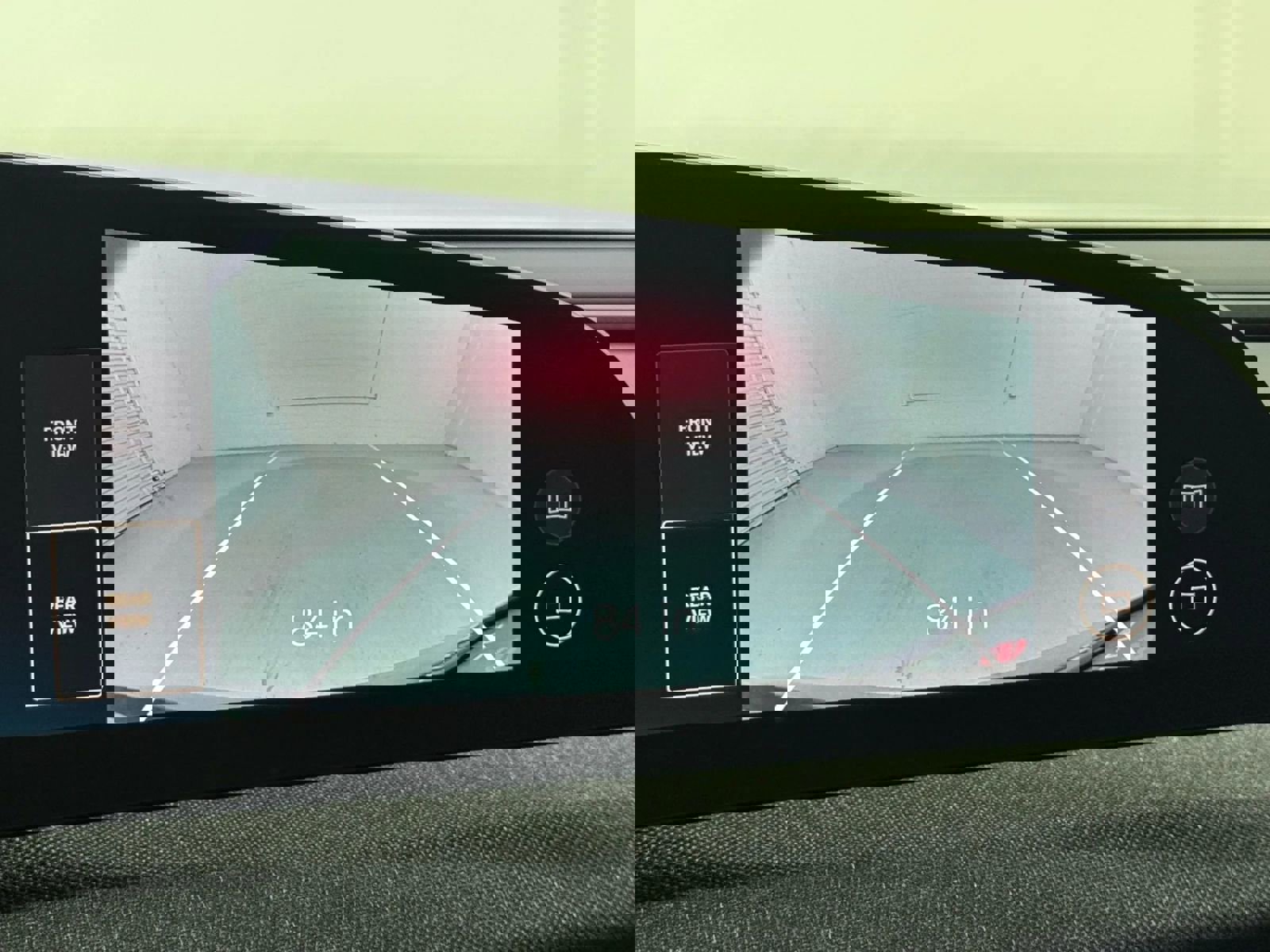 Used 2025 Lucid Air Touring image 26