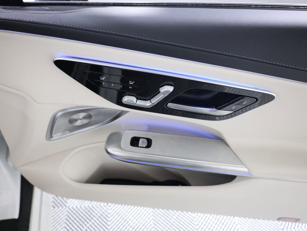 Certified 2025 Mercedes-Benz CLE 450 4MATIC Cabriolet image 75