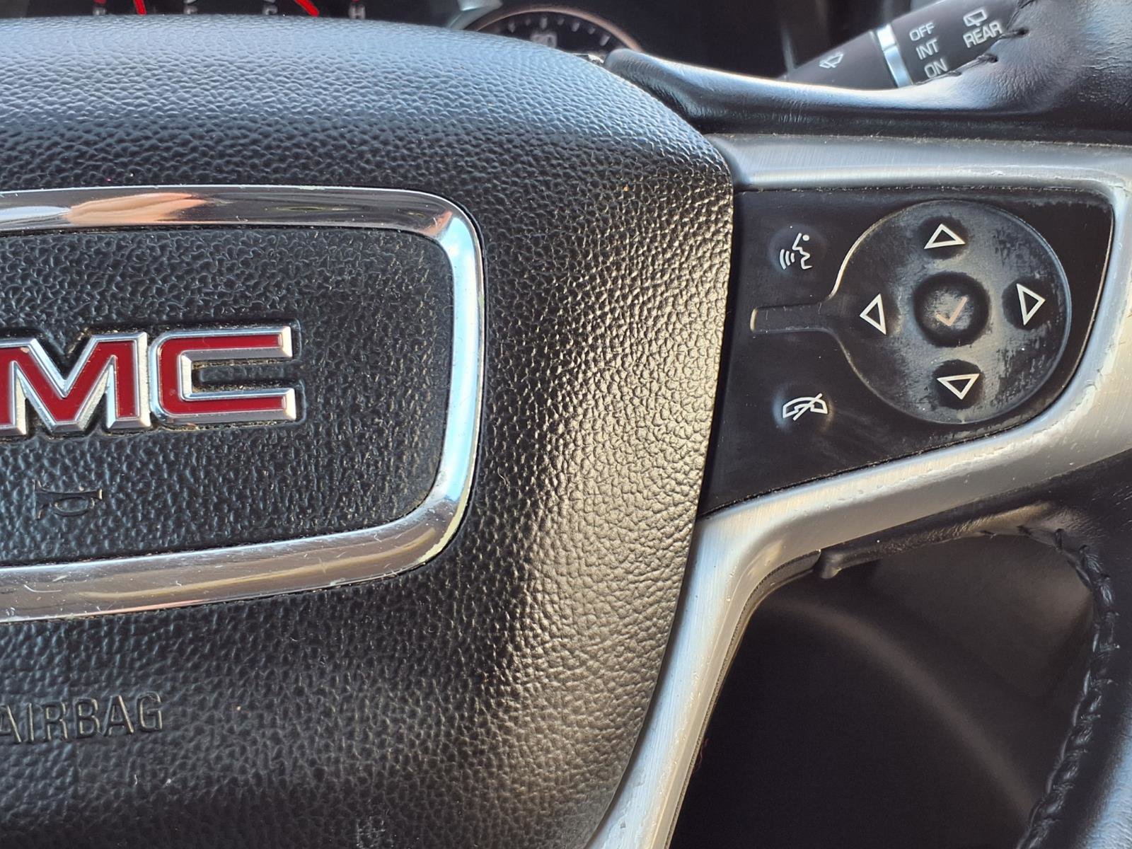 Used 2017 GMC Acadia SLT image 15