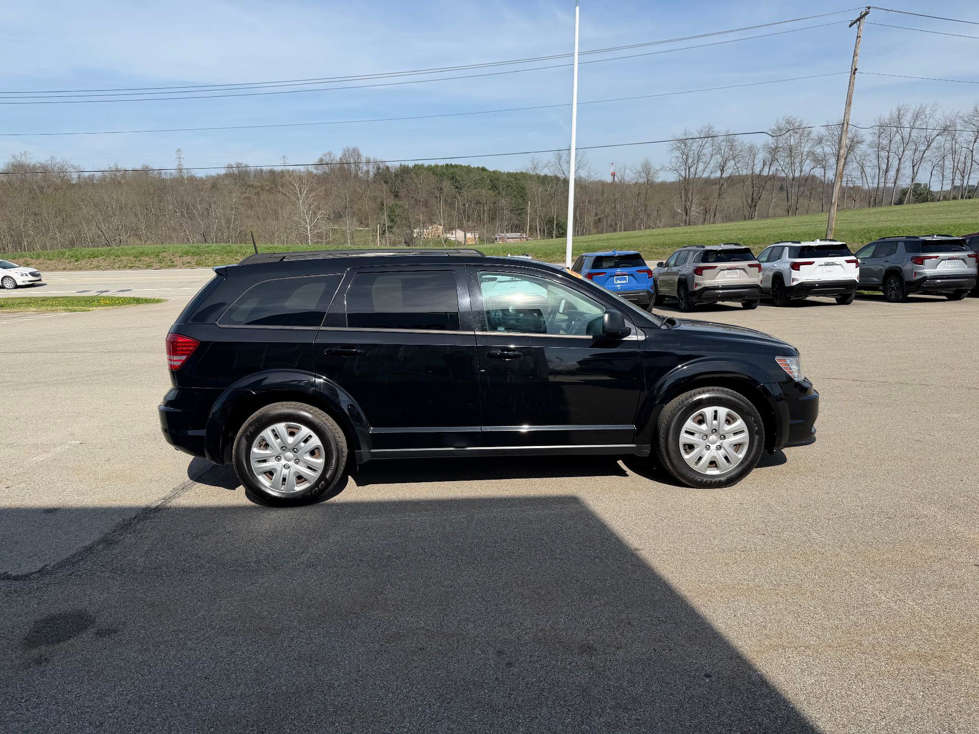 Used 2019 Dodge Journey SE FWD image 5