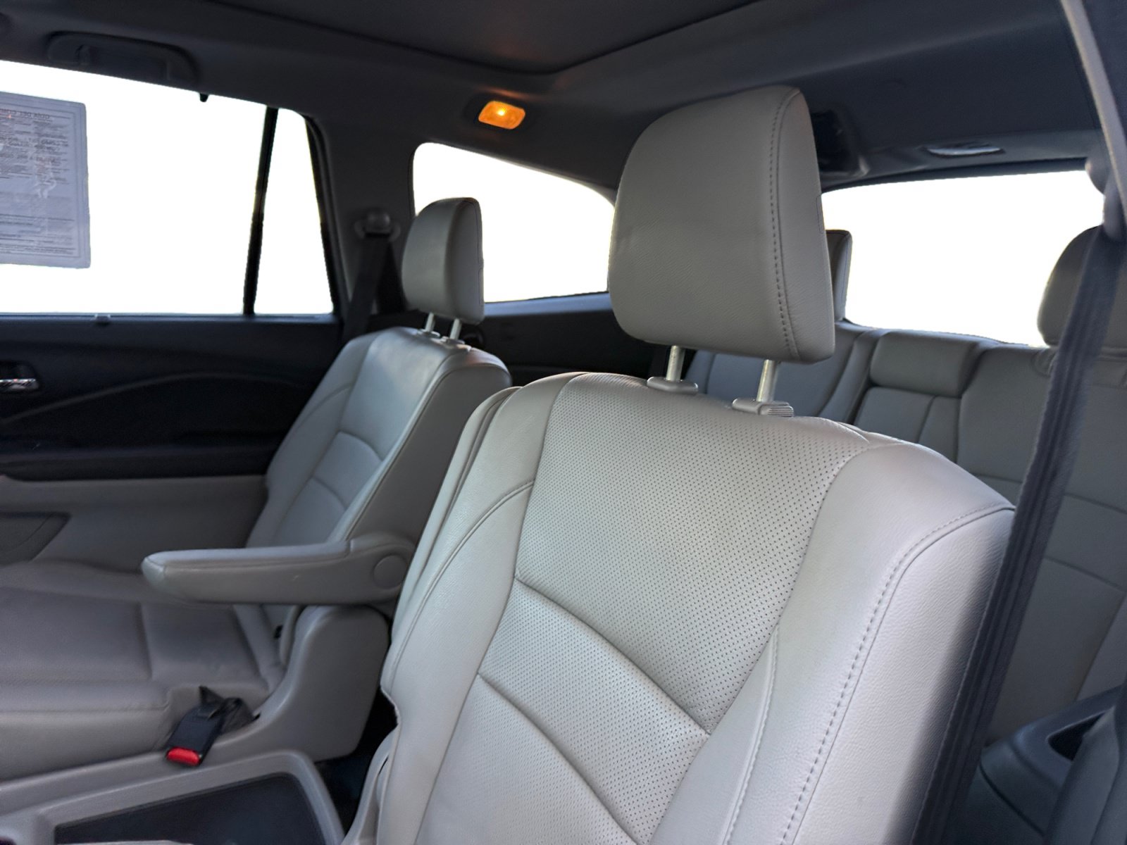 Used 2016 Honda Pilot Elite image 16