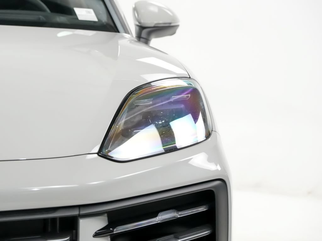 New 2026 Porsche Cayenne AWD/4WD image 7