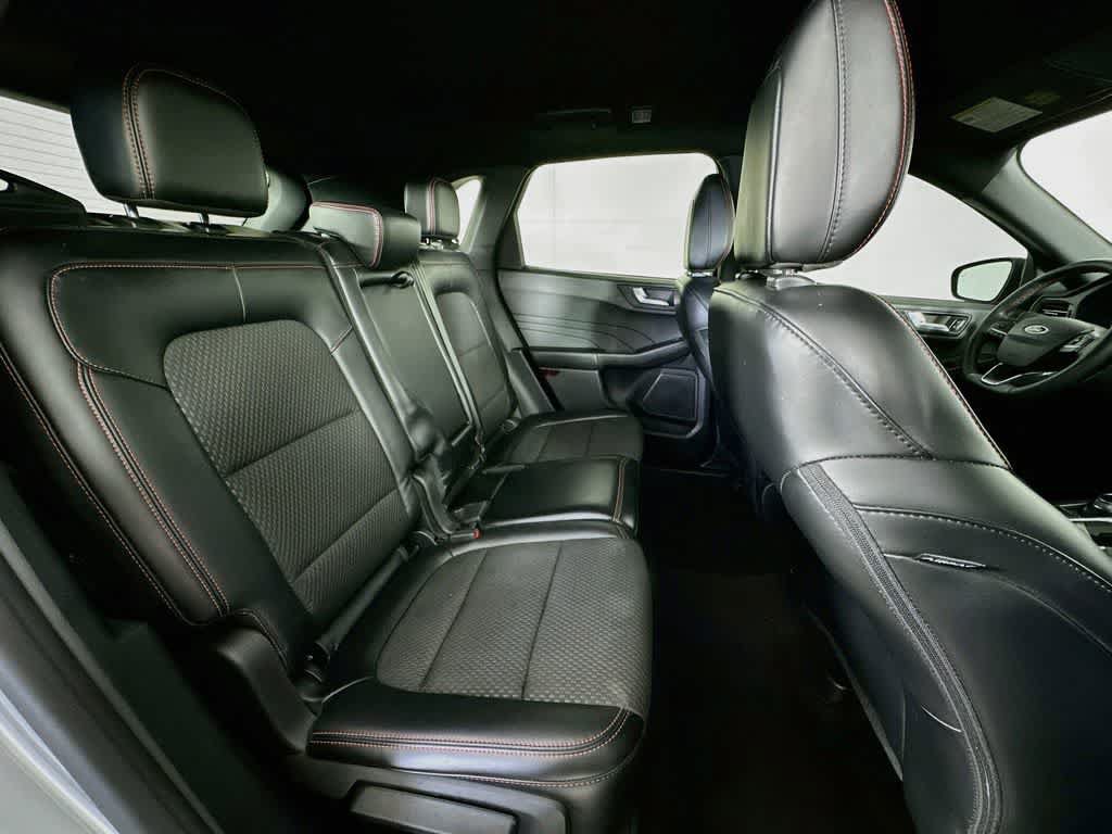Used 2023 Ford Escape ST-Line AWD/4WD image 31