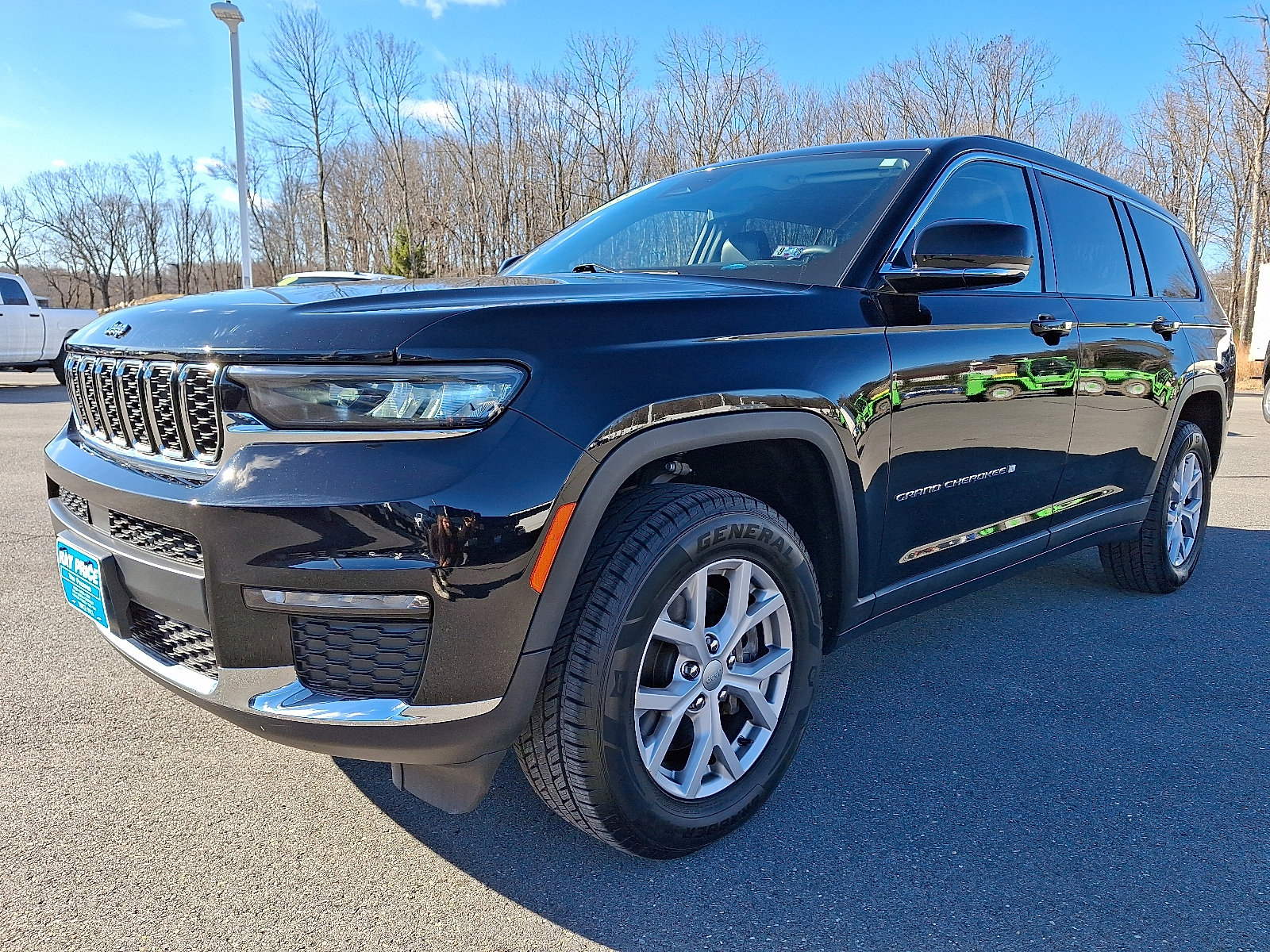 Used 2021 Jeep Grand Cherokee L Limited image 3