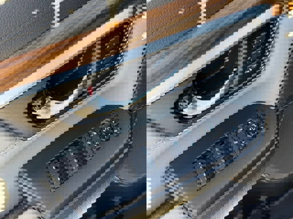 Used 2019 Honda CR-V Touring image 23