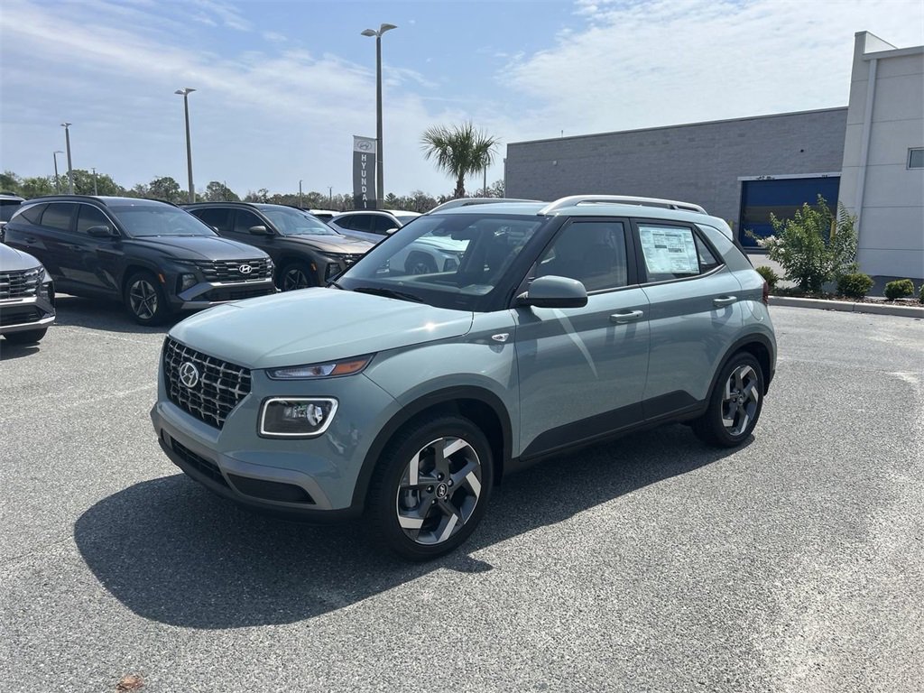 New 2025 Hyundai Venue Limited image 15
