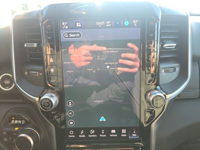 New 2026 RAM 1500 4x4 Crew Cab image 21