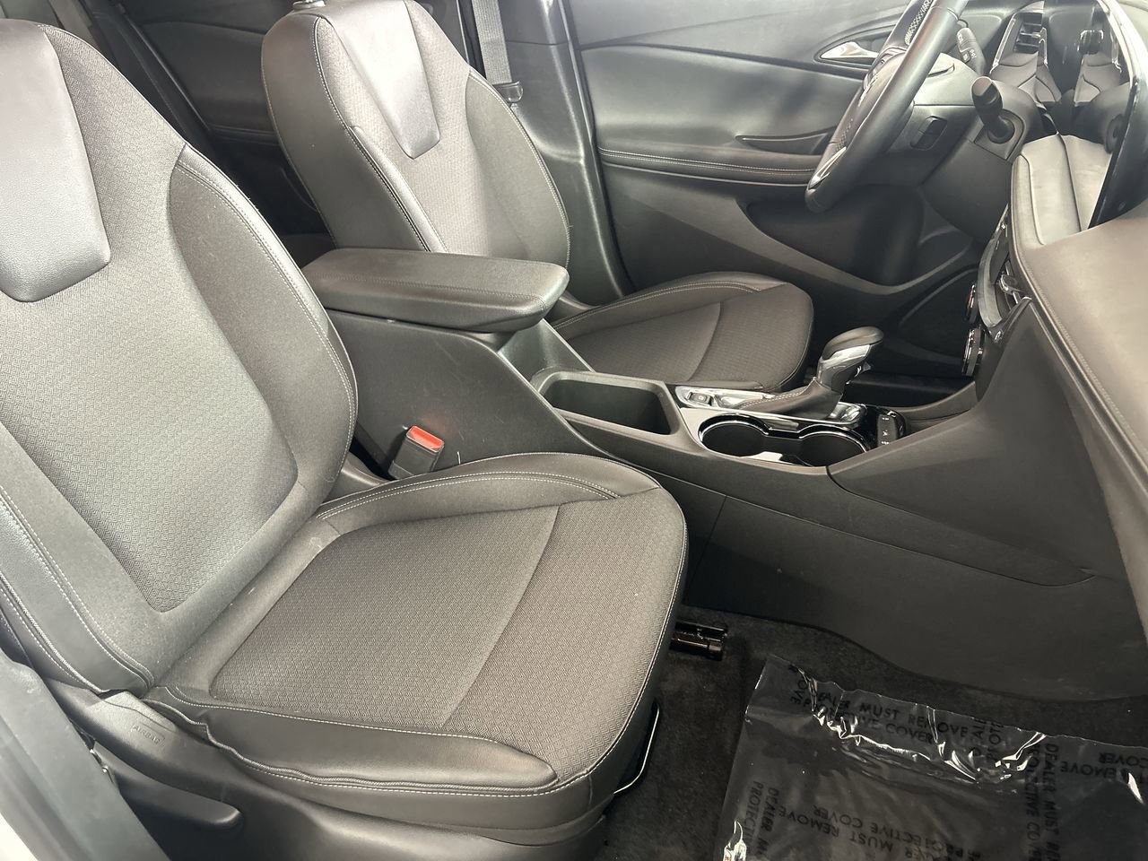 Used 2025 Buick Encore GX Preferred FWD image 25