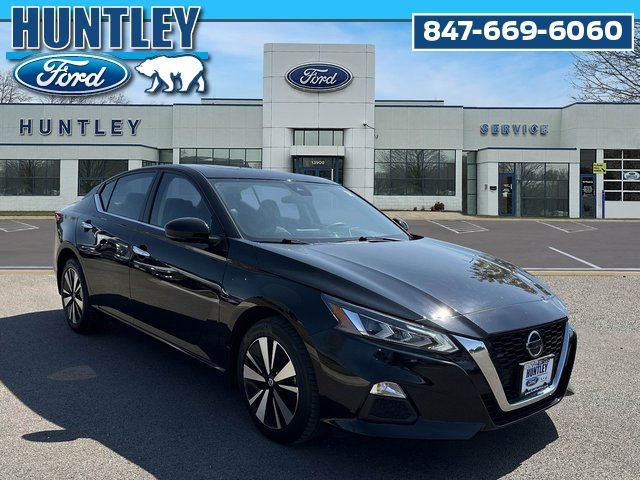 Used 2022 Nissan Altima 2.5 SV w/ SV Premium Package image 4