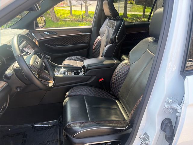 Used 2023 Jeep Grand Cherokee L Summit w/ Advanced Protech Group IV image 38