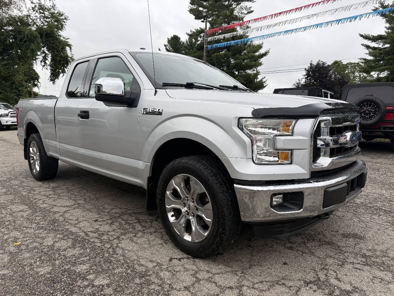 Used 2015 Ford F150 XLT AWD/4WD image 3
