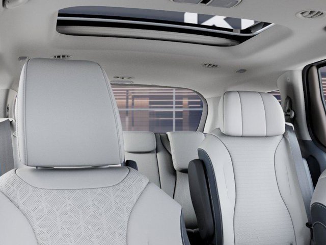 New 2027 Kia Carnival SX w/ Dark Edition Package FWD image 27