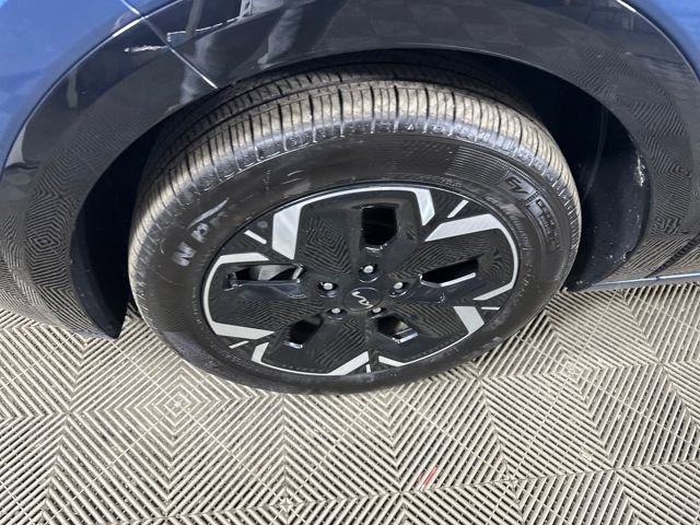 Used 2025 Kia Niro Wave w/ Wave Preserve Package image 10