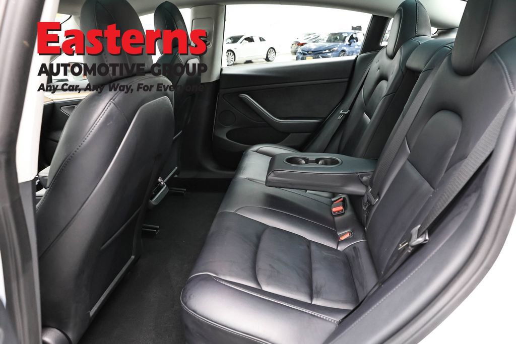 Used 2023 Tesla Model 3 Standard Range image 17