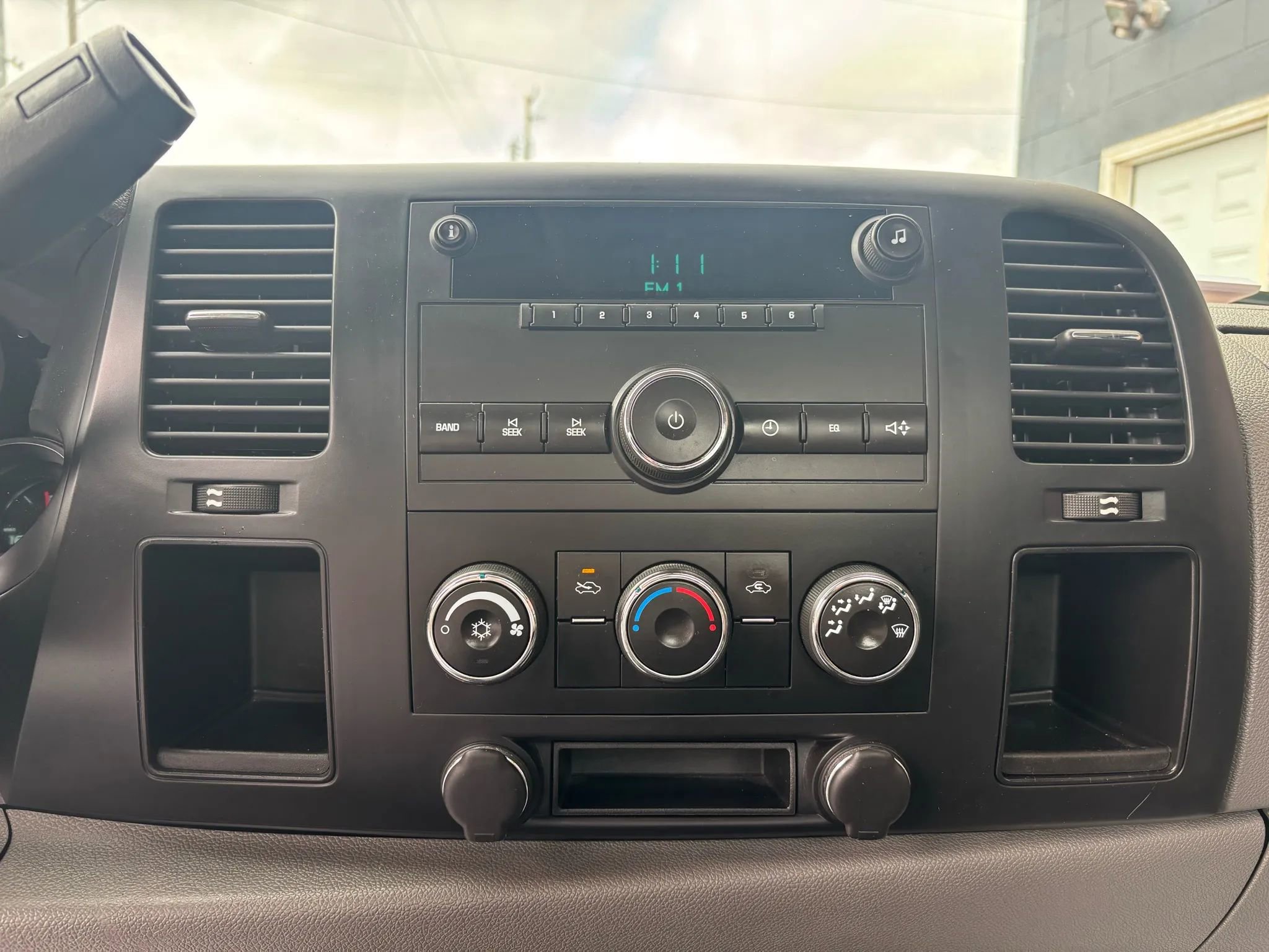 Used 2007 Chevrolet Silverado 1500 W/T image 23